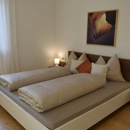 Апартаменти New Amazing At Gut Wendlandt With 5 X 10 M Pool, Больцано